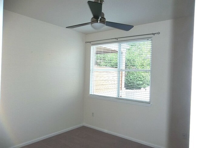 Photo - Enjoy Comfort and Convenience at Grays Peak Drive