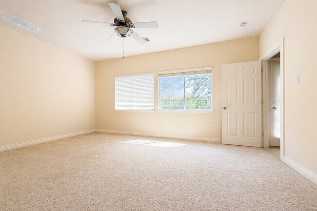 Photo - 3411 Clearview Cir