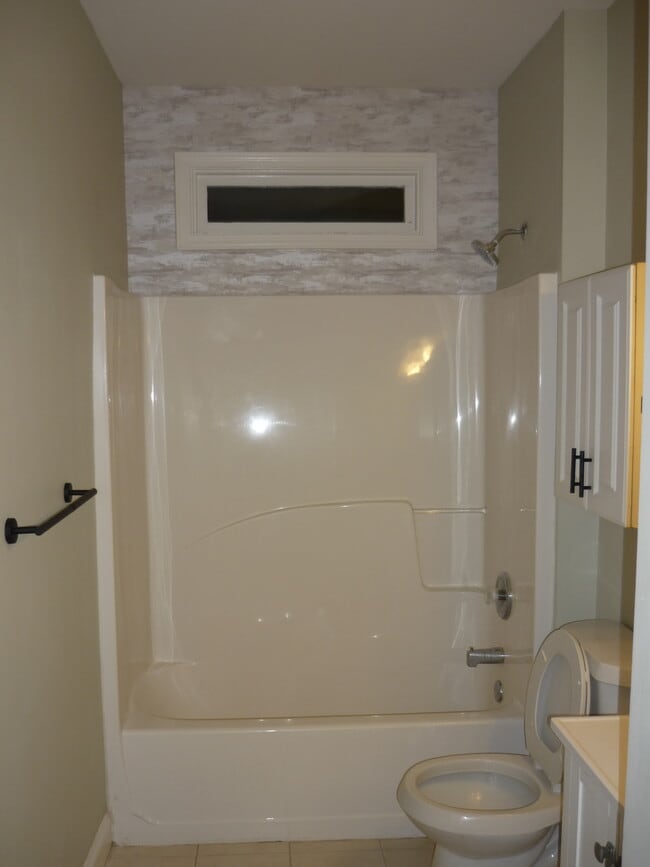 238 Wilbur Ave SE Unit #2