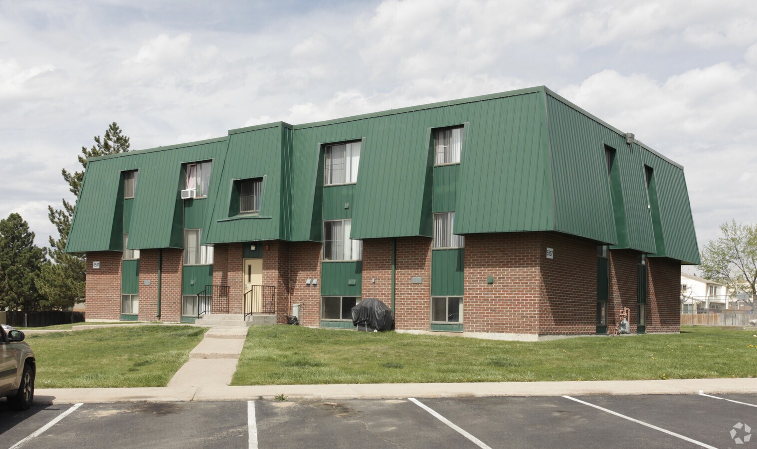 Photo - Glendale Apartments