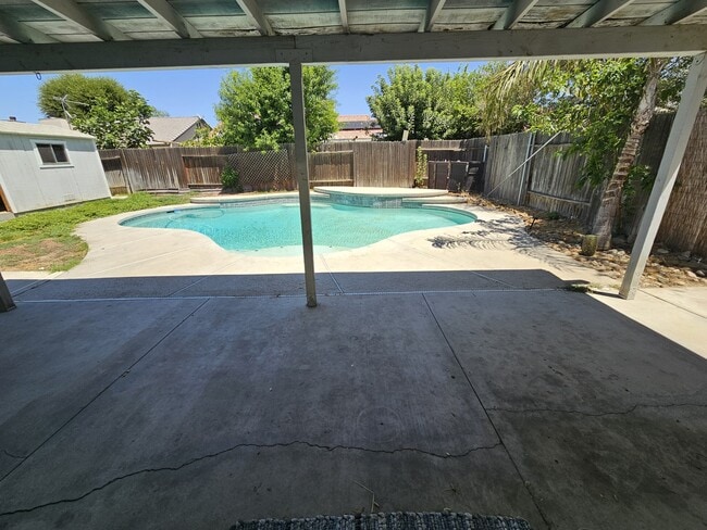 Photo - 5400 Sugar Pine Dr