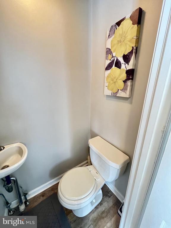 Photo - 125 Maple St