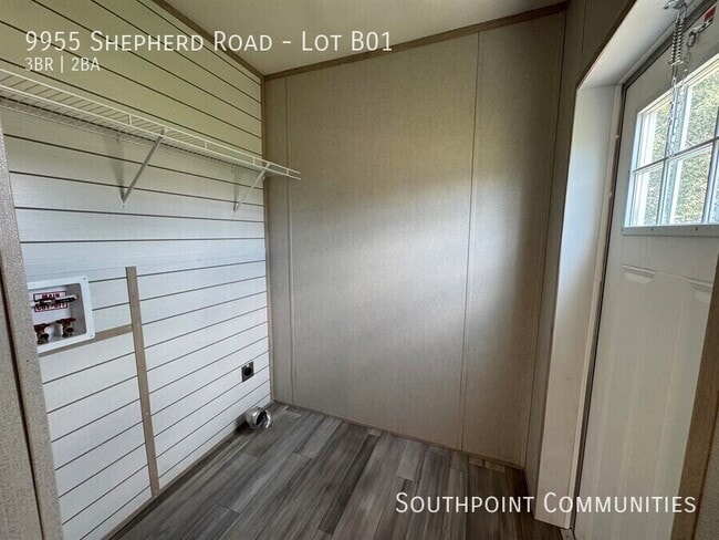 Photo - 9955 Shepherd Rd