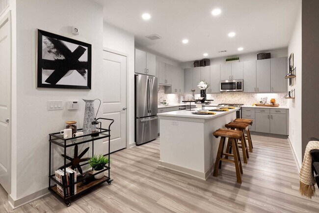 Building Photo - Now Leasing – Get Up to 4 Weeks Free! Unit AROS2 Rental