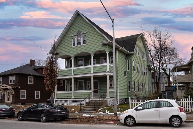 Photo - Convenient Location & Updated Amenities! Unit #3