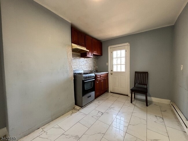 Photo - 516 E Jersey St