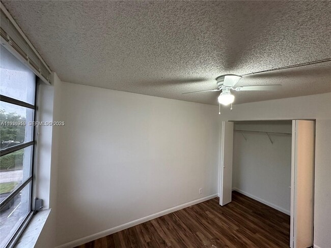 Photo - 8620 N Sherman Cir Unit 408