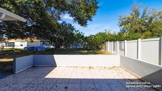 Photo - 60 Dorset Dr