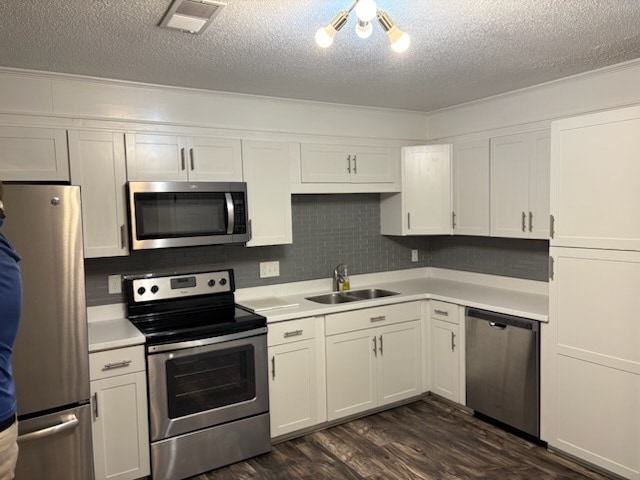 Building Photo - 442 Stanley Ave