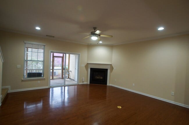 Photo - 2404 Swans Rest Way