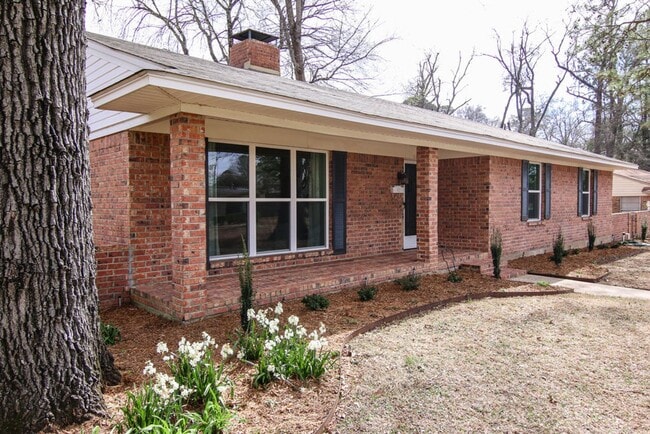Photo - House on Main