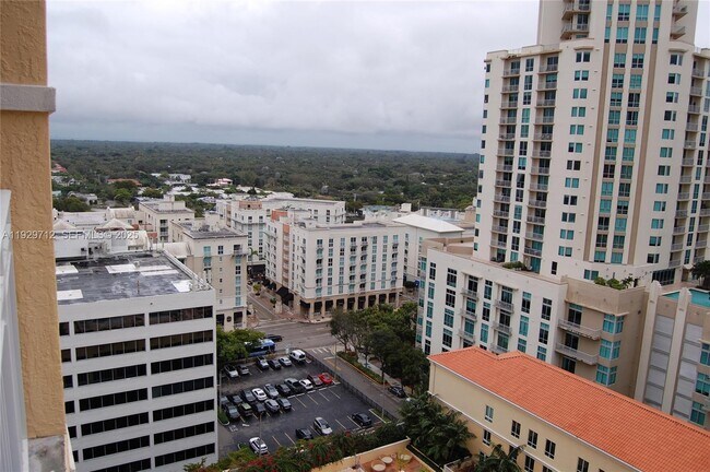 Building Photo - 7350 SW 89th St Unit 1908S