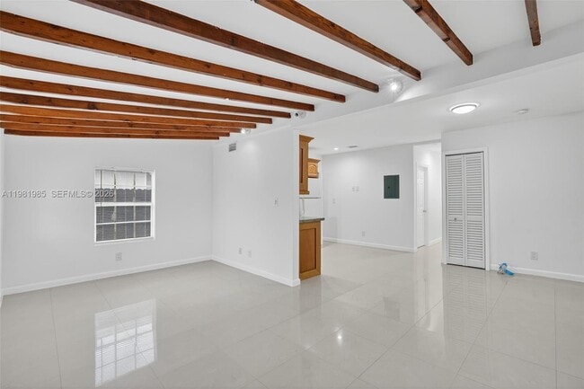 Photo - 6761 SW 13th Terrace Unidad 1