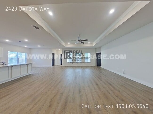 Photo - 2429 Dakota Wy