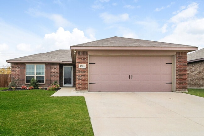 Building Photo - 1505 Sunburst Dr