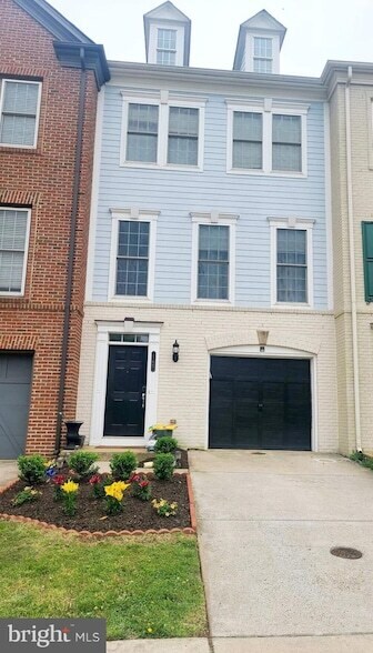 Photo - 565 Dandelion Terrace SE Townhome