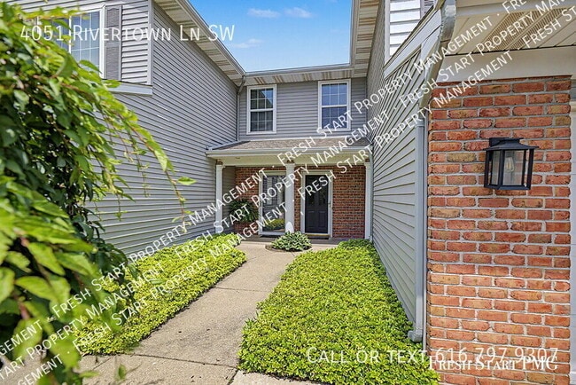Photo - 4051 Rivertown Ln SW