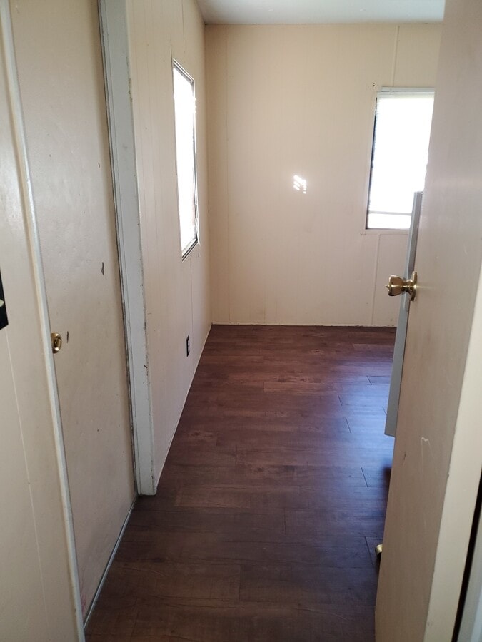 primary bedroom - 200 31st St Unit 2