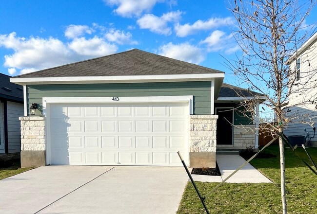 Building Photo - 3 bedroom, 2 bath, 1 story home