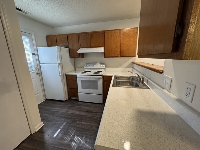 Photo - 2 bed 1.5 Bath