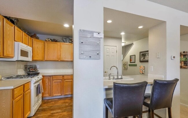 Photo - 2930 W Stuart St