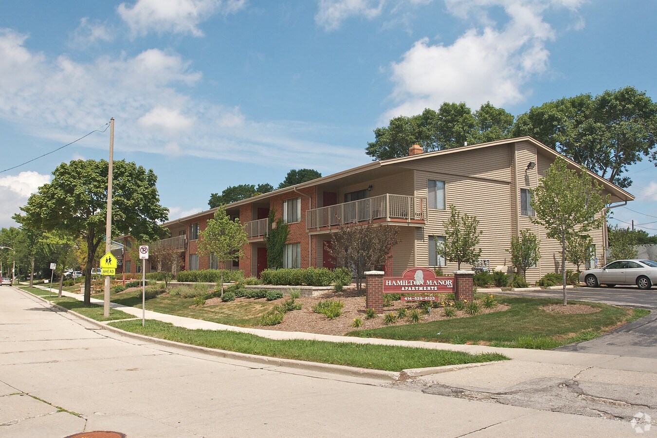 Hamilton Manor - Hamilton Manor