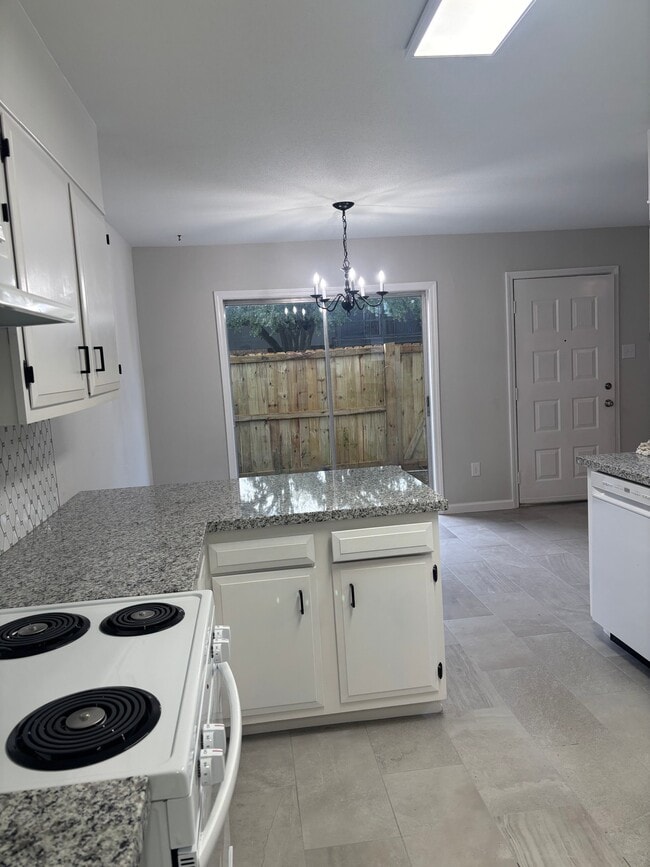 Photo - 8585 Glen Meadow Ln