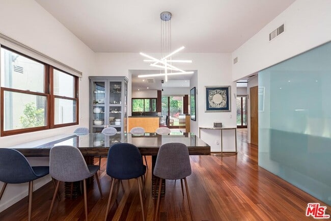 Photo - 1509 S Crest Dr