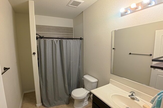 Photo - 1651 Domino Dr SE