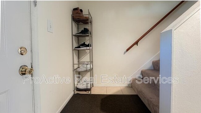 Photo - 519 W 20th St