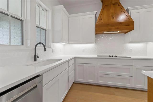 Photo - 420 Olde Towne Rd