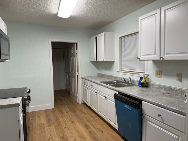 Photo - 2543 E Ann Arbor Ave