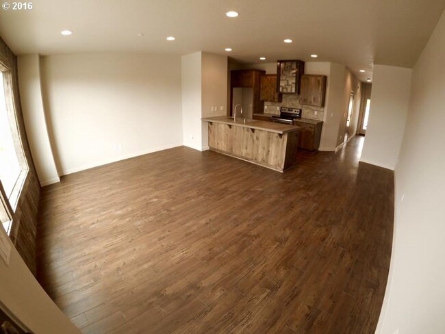 Photo - 179 N 44th Pl