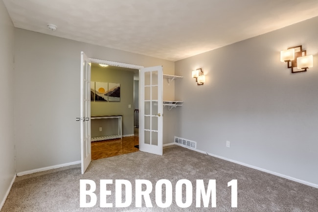 Photo - 3149 Oak Cir N