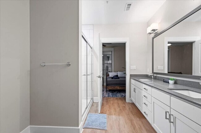 Photo - 7417 Waverly Walk Ave Unidad ID1241759P