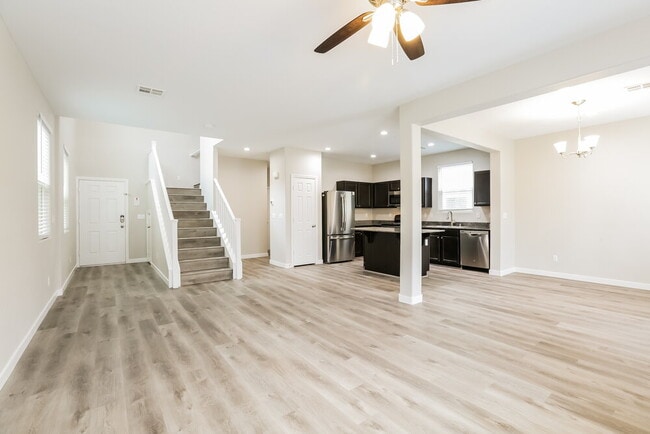 Photo - 7376 Cobbhan Dr