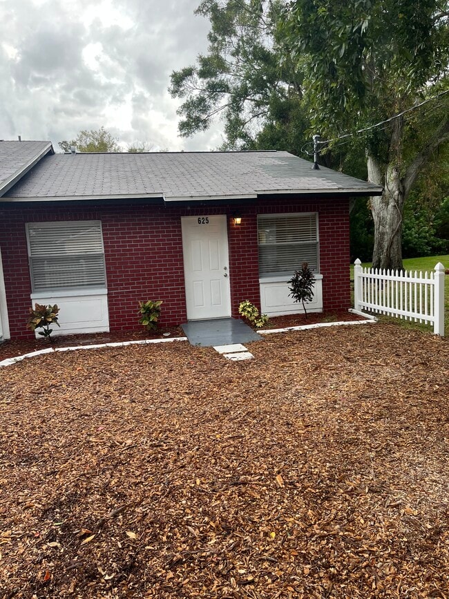 Building Photo - 625 Wildwood Way Unit 625