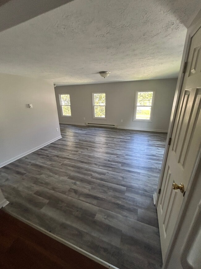 2756 E Brutus St Unit 3