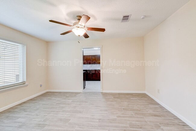 Photo - 10526 Huntington Way Dr