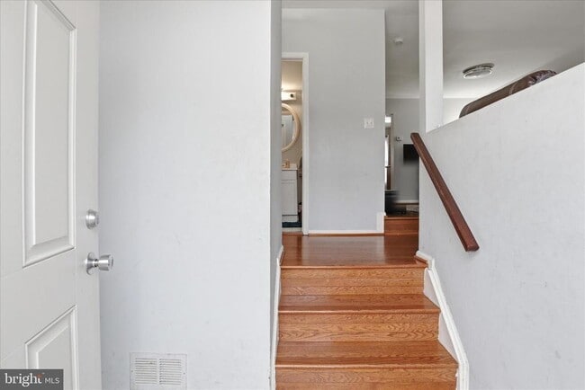 Photo - 459 Virginia Ave