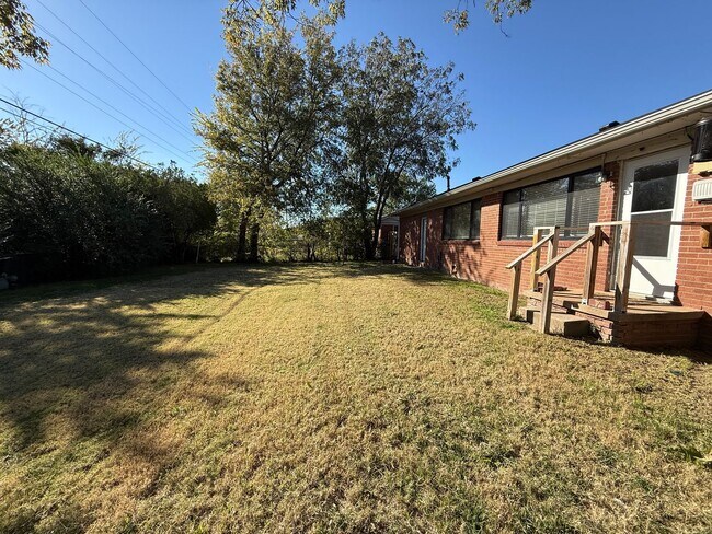 Photo - 31st and Sheridan 3 bed, Updated Kitchen a...