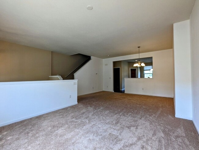 Photo - Townhouse for rent in Montrose Park!