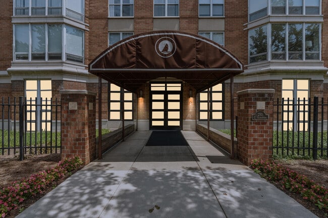 Photo - 250 E Harbortown Dr Unit 103
