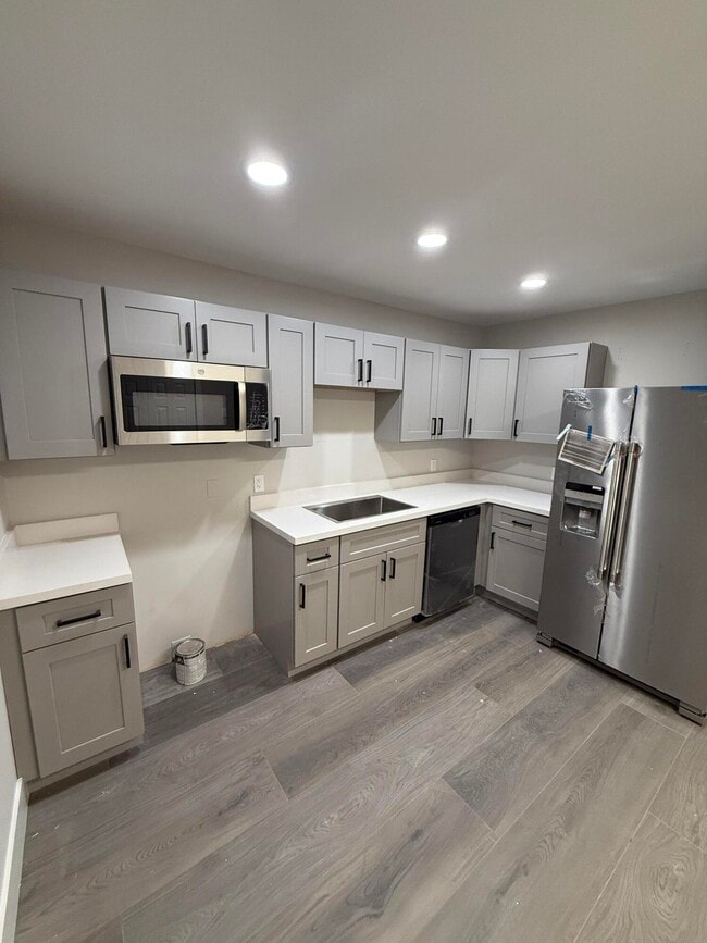 Photo - 1609 N J St