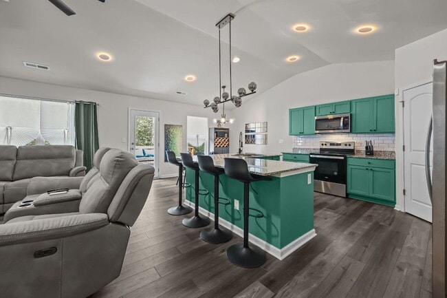 Photo - 1405 Amberlight Circle