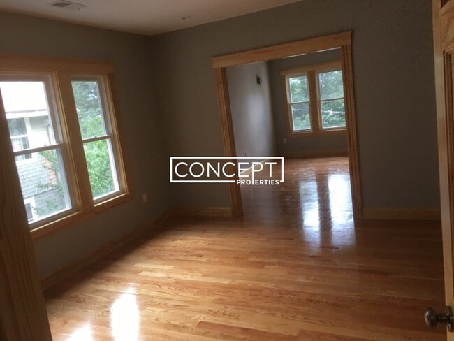 Photo - 152 Winchester St Unit 1B