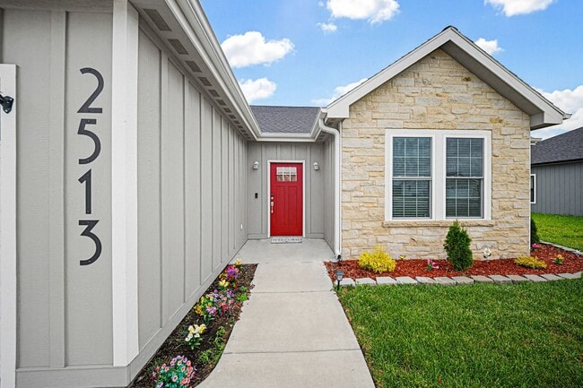 Photo - Please View The 3D Virtual Walk Through Before Scheduling a Showing