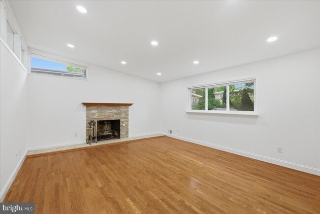 Photo - 709 N Pryor St