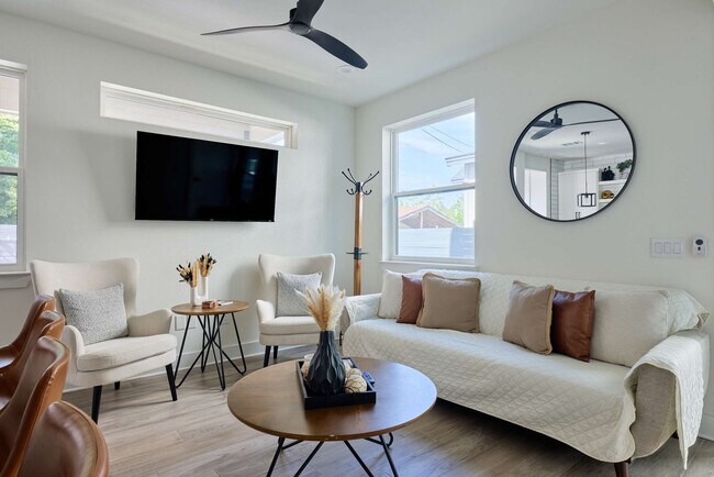 Photo - 4615 S 2nd St Unidad ID1309763P