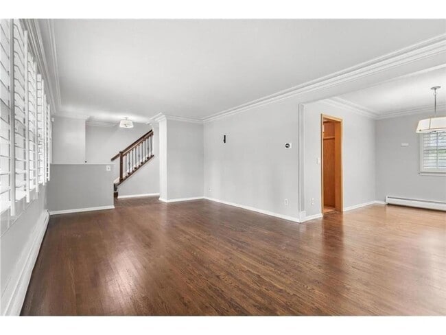 Photo - 6325 Brookview Ave